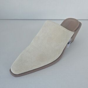 NWT Banana Republic Cream Suede Mules